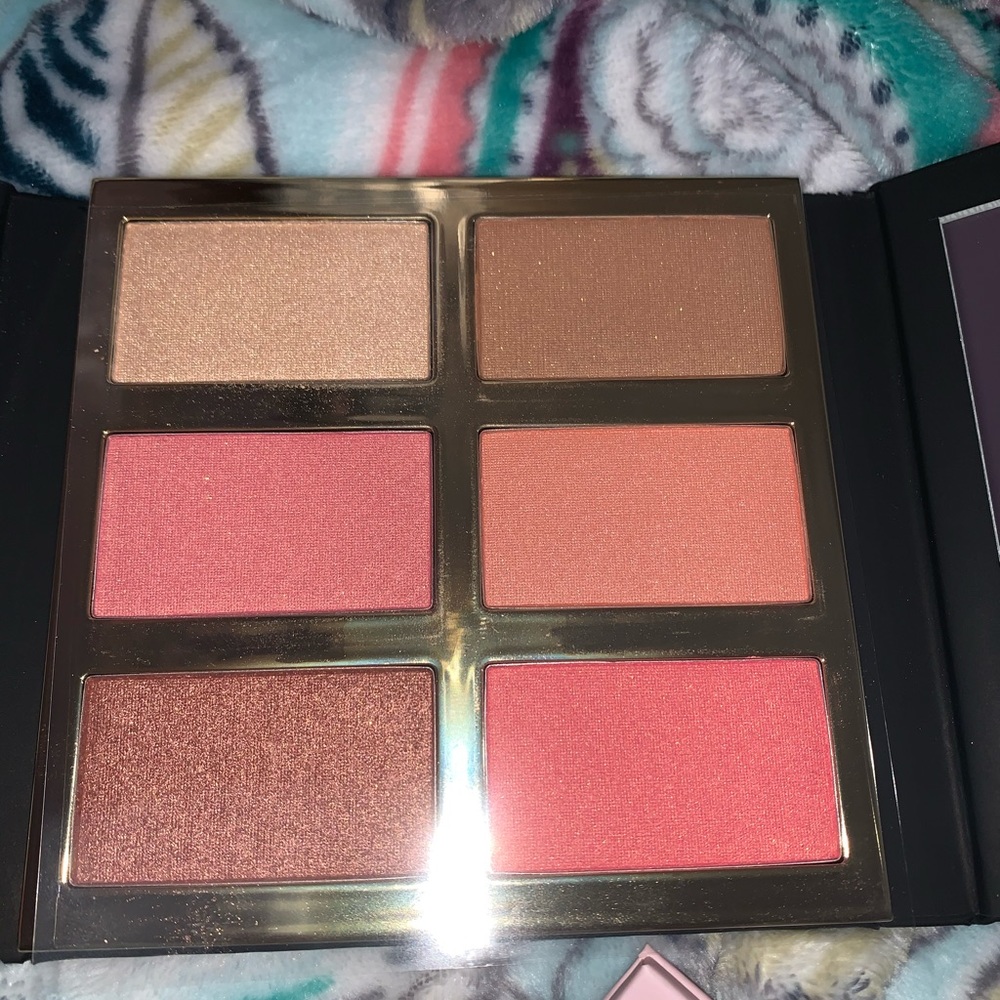 tarte blush book